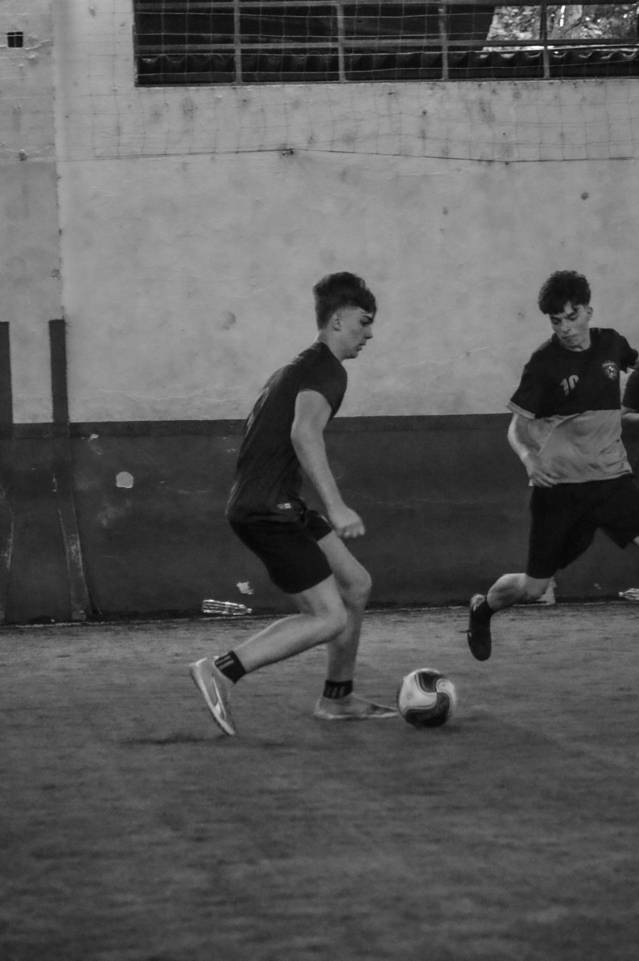 Jogadores do Barkajara FC em ação durante o jogo