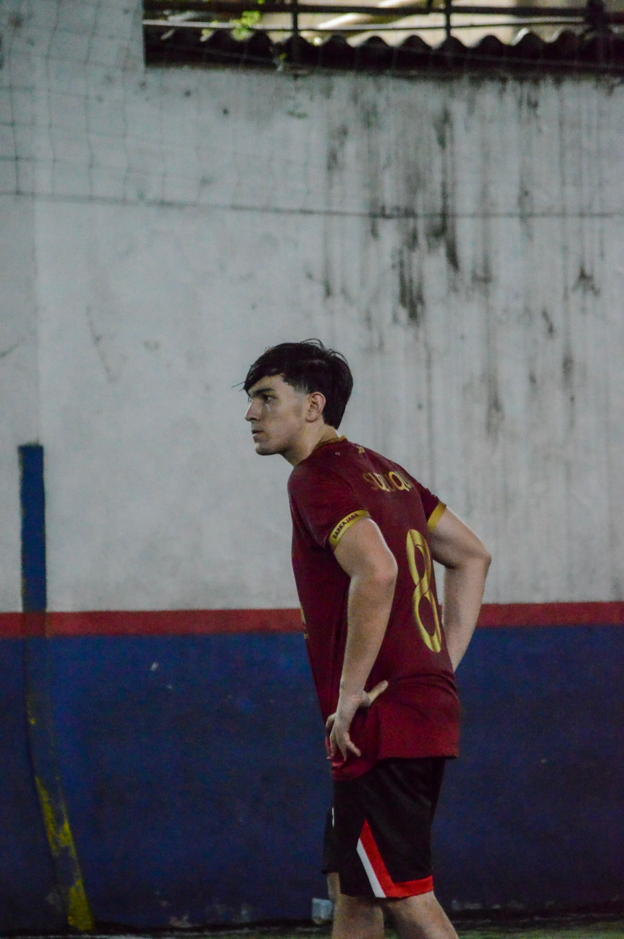 Suzuqui, camisa 8 do Barkajara FC, em campo